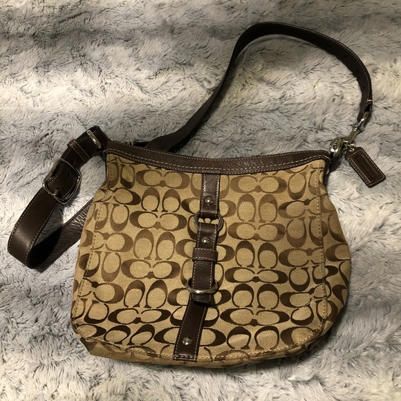 Coach Vintage Shoulder Bag - Picture 1 of 6